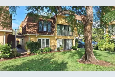 406 Meadowlark Ln #406A, Naples, FL 34105 - Photo 2