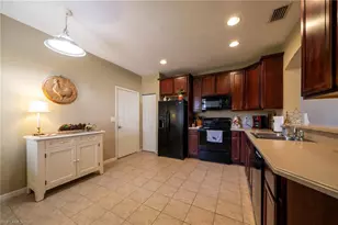 3372 Dandolo Cir, Cape Coral, FL 33909 - Photo 4