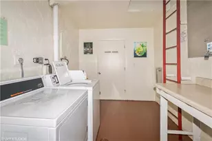 190 Turtle Lake Ct, Naples, FL 34105 - Photo 36