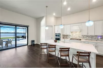 19696 Aqua View Ln, Fort Myers, FL 33913 - Photo 10