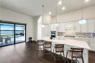 19696 Aqua View Ln, Fort Myers, FL 33913 - Photo 10