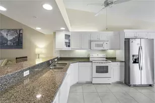 2373 Hidden Lake Ct, Naples, FL 34112 - Photo 2