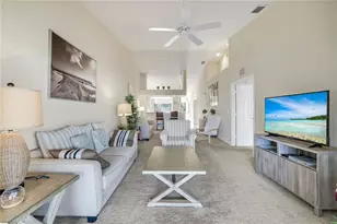 2373 Hidden Lake Ct, Naples, FL 34112 - Photo 10