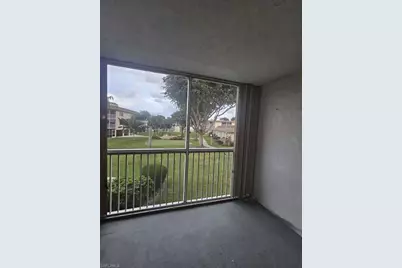 400 Village Green Cir #205, Palm Springs, FL 33461 - Photo 12