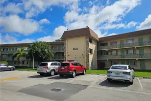 400 Village Green Circle, Palm Springs, FL 33461 - Photo 10