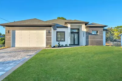 3418 8th St SW, Lehigh Acres, FL 33976 - Photo 2