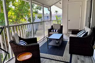 202 Peppermint Ln, Naples, FL 34112 - Photo 2