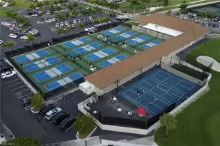 202 Peppermint Ln, Naples, FL 34112 - Photo 22