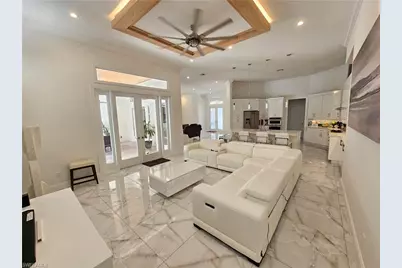 8122 Wilshire Lakes Blvd, Naples, FL 34109 - Photo 6