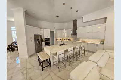 8122 Wilshire Lakes Blvd, Naples, FL 34109 - Photo 12