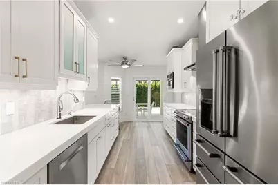 200 Sand Hill St, Marco Island, FL 34145 - Photo 10