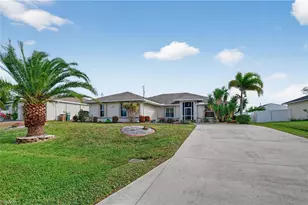 1815 NE 2nd Pl, Cape Coral, FL 33909 - Photo 1