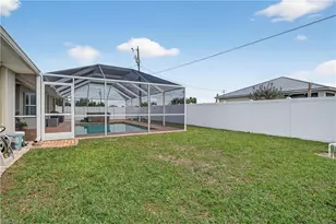 1815 NE 2nd Pl, Cape Coral, FL 33909 - Photo 38