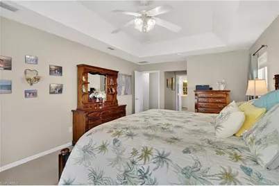 1815 NE 2nd Pl, Cape Coral, FL 33909 - Photo 6