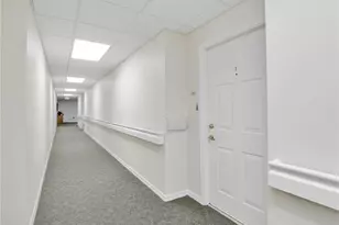 900 Arbor Lake Dr, Naples, FL 34110 - Photo 2