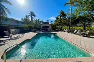 980 7th Ave S, Naples, FL 34102 - Photo 18