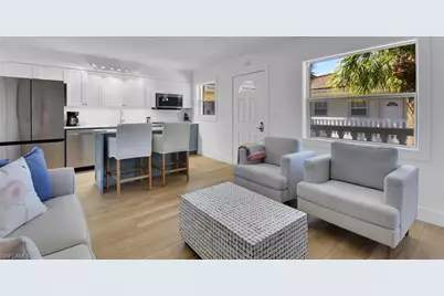 980 7th Ave S #204, Naples, FL 34102 - Photo 8