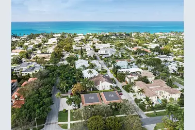 284 4th St S #103, Naples, FL 34102 - Photo 2