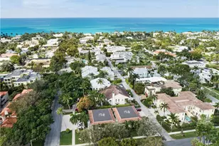 284 4th St S, Naples, FL 34102 - Photo 2