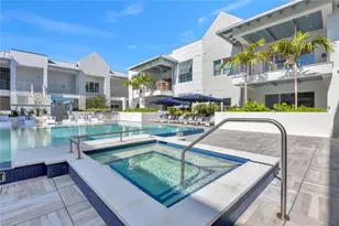 201 8th St S, Naples, FL 34102 - Photo 26