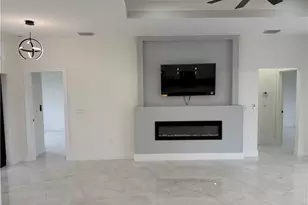 1024 Alaska Ave, Lehigh Acres, FL 33971 - Photo 6