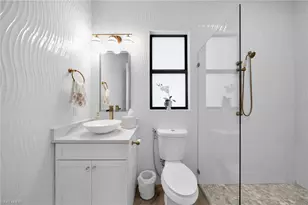 425 SE 15th St, Cape Coral, FL 33990 - Photo 22