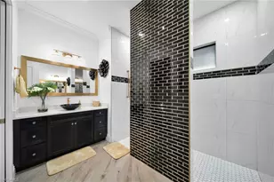 425 SE 15th St, Cape Coral, FL 33990 - Photo 36