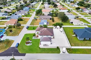 425 SE 15th St, Cape Coral, FL 33990 - Photo 46