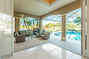 1676 Persimmon Dr, Naples, FL 34109 - Photo 22