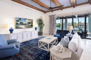 3520 Gin Ln, Naples, FL 34102 - Photo 4