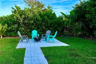 33 Henderson Dr, Naples, FL 34114 - Photo 18