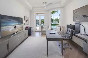 3430 Gin Ln, Naples, FL 34102 - Photo 8