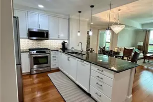 9115 Strada Pl, Naples, FL 34108 - Photo 2