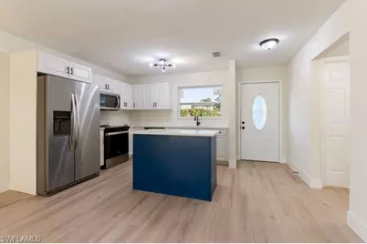 2180 Leisure Ln, Fort Myers, FL 33907 - Photo 4