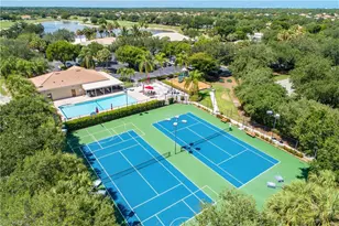 2045 Crestview Way, Naples, FL 34119 - Photo 38