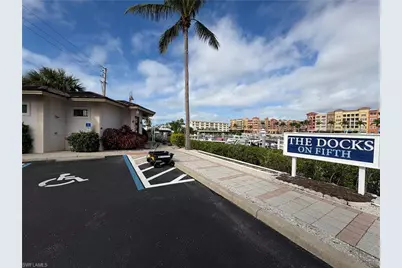 1345 5th Ave S, Naples, FL 34102 - Photo 4