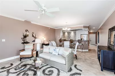 816 W Elkcam Cir #305, Marco Island, FL 34145 - Photo 4