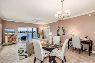 816 W Elkcam Cir #305, Marco Island, FL 34145 - Photo 2