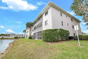 7846 Regal Heron Circle, Naples, FL 34104 - Photo 16