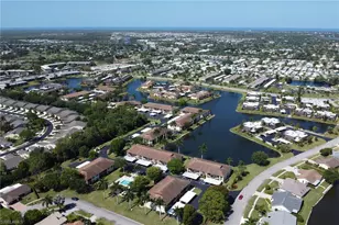 4330 Chantelle Dr, Naples, FL 34112 - Photo 36