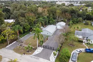 191 Abbey Ln, North Fort Myers, FL 33917 - Photo 38