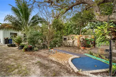 191 Abbey Ln, North Fort Myers, FL 33917 - Photo 28