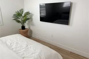 207 Indies Dr E, Naples, FL 34114 - Photo 16