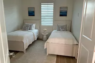 207 Indies Dr E, Naples, FL 34114 - Photo 18