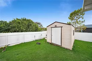 3017 26th St SW, Lehigh Acres, FL 33976 - Photo 26