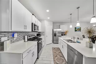 3017 26th St SW, Lehigh Acres, FL 33976 - Photo 6