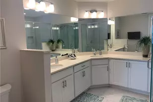 163 Indies Dr E, Naples, FL 34114 - Photo 16