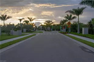 262 Indies Dr, Naples, FL 34114 - Photo 32