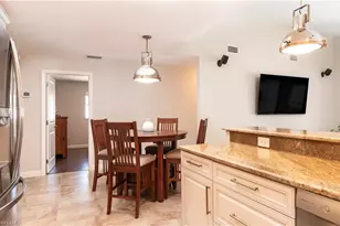 718 107th Ave N, Naples, FL 34108 - Photo 6