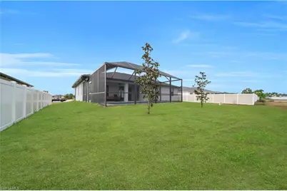 309 NE 15th Ter, Cape Coral, FL 33909 - Photo 30